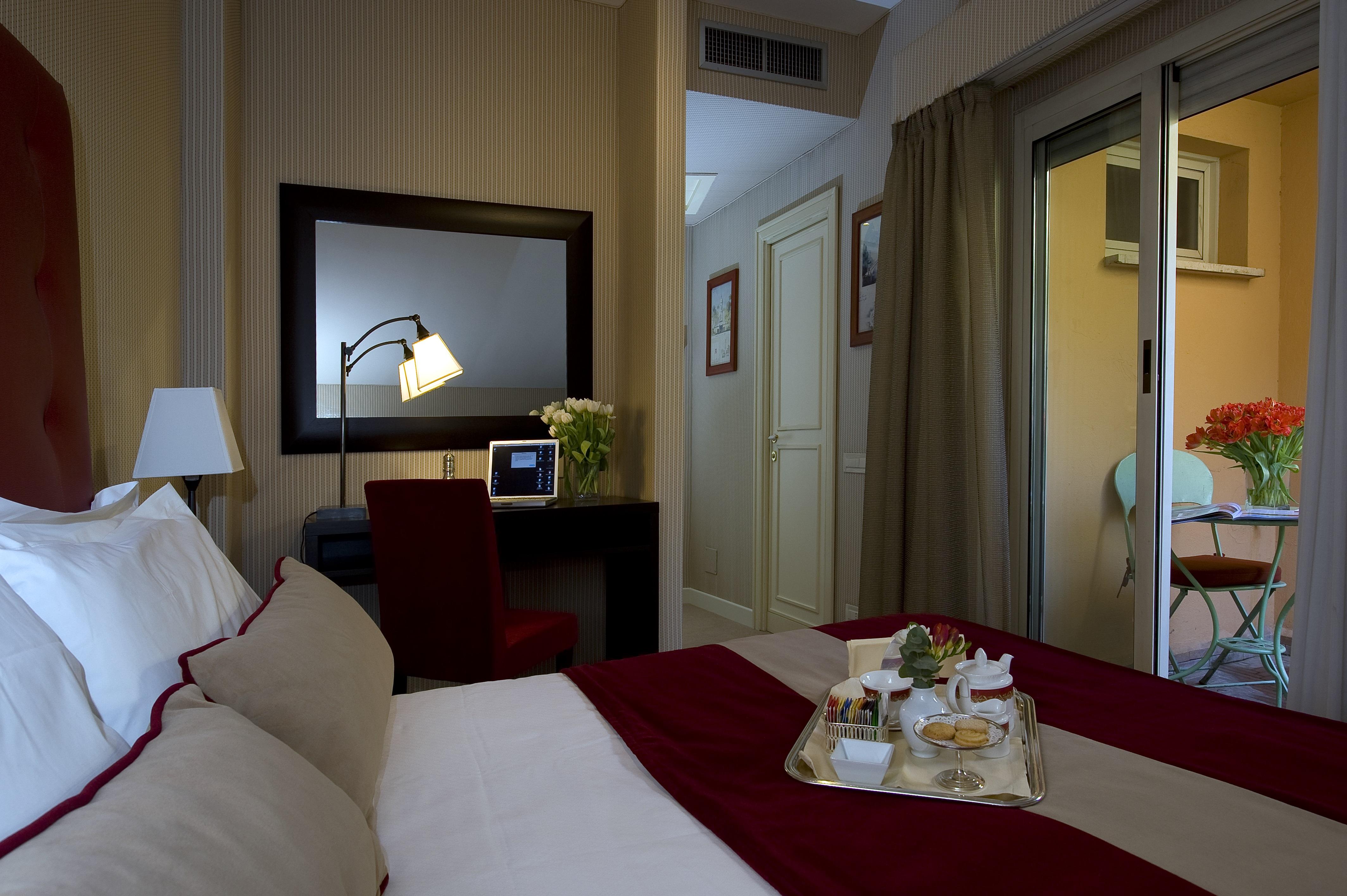 Hotel Dei Borgognoni Rzym Pokój zdjęcie